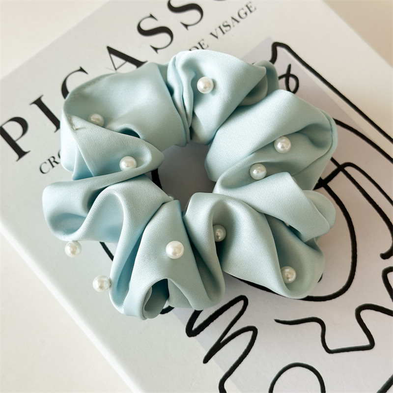 Pearl Luxe Scrunchies